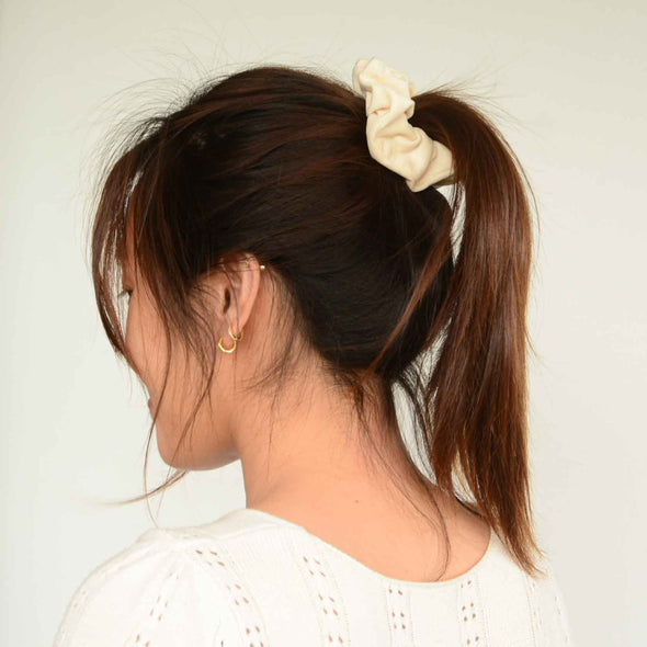 Creamy Plush Scrunchie