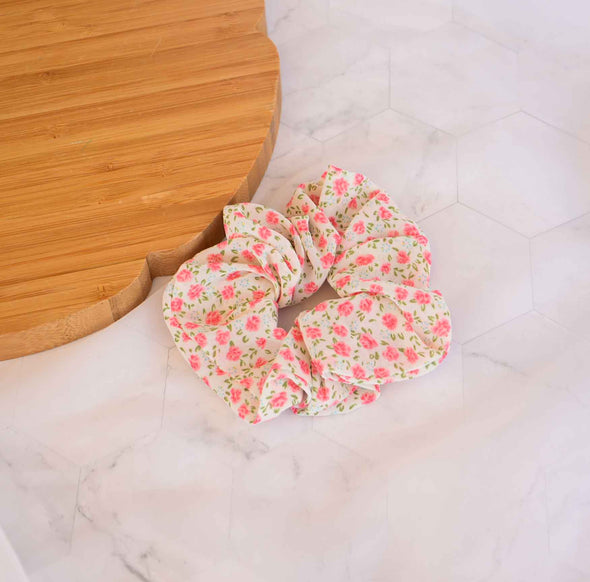 Creamy Red Roses Scrunchie